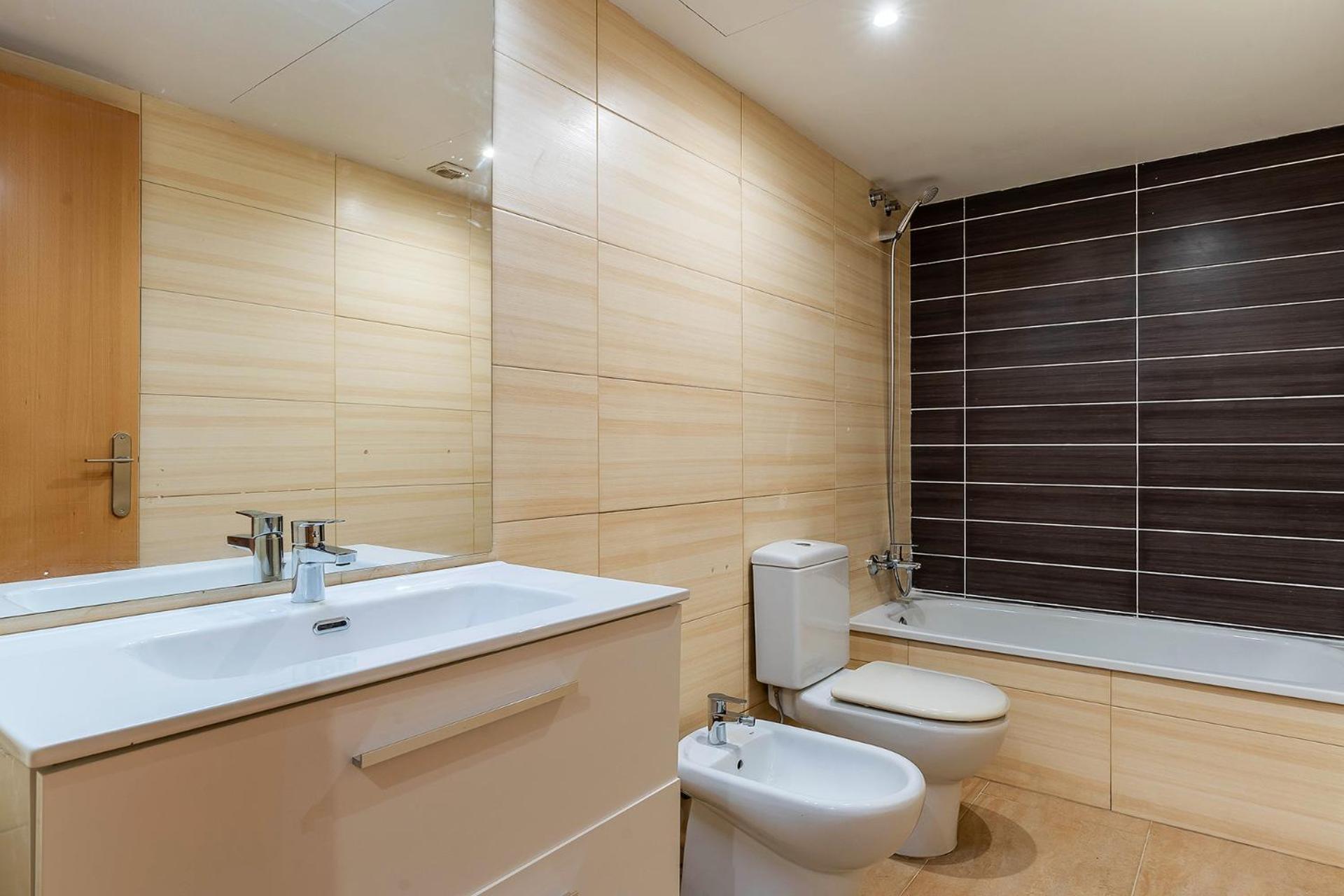 Ab Besos River Apartment برشلونة المظهر الخارجي الصورة
